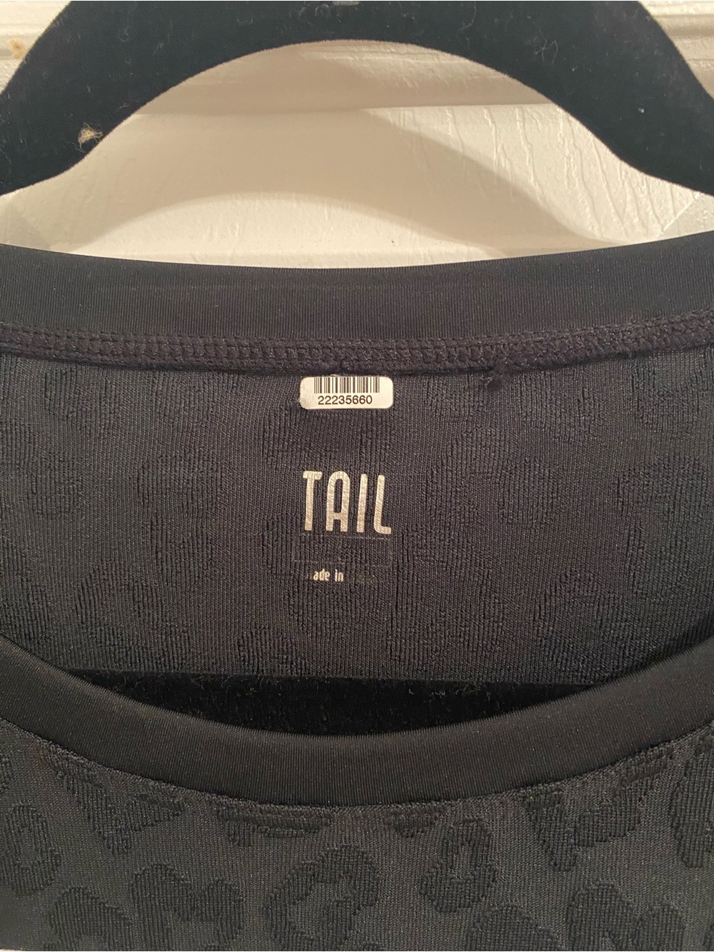Tail Black Crewneck Top with Subtle Pattern - Picture 5 of 7